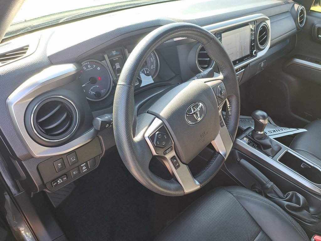 2023 Toyota Tacoma Limited photo 12