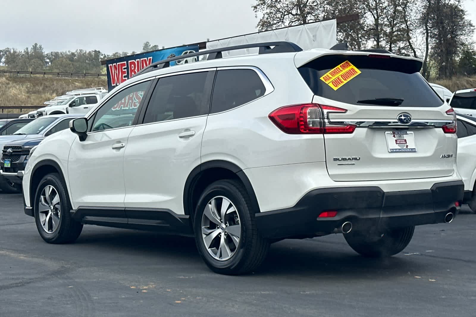 2024 Subaru Ascent Premium photo 4