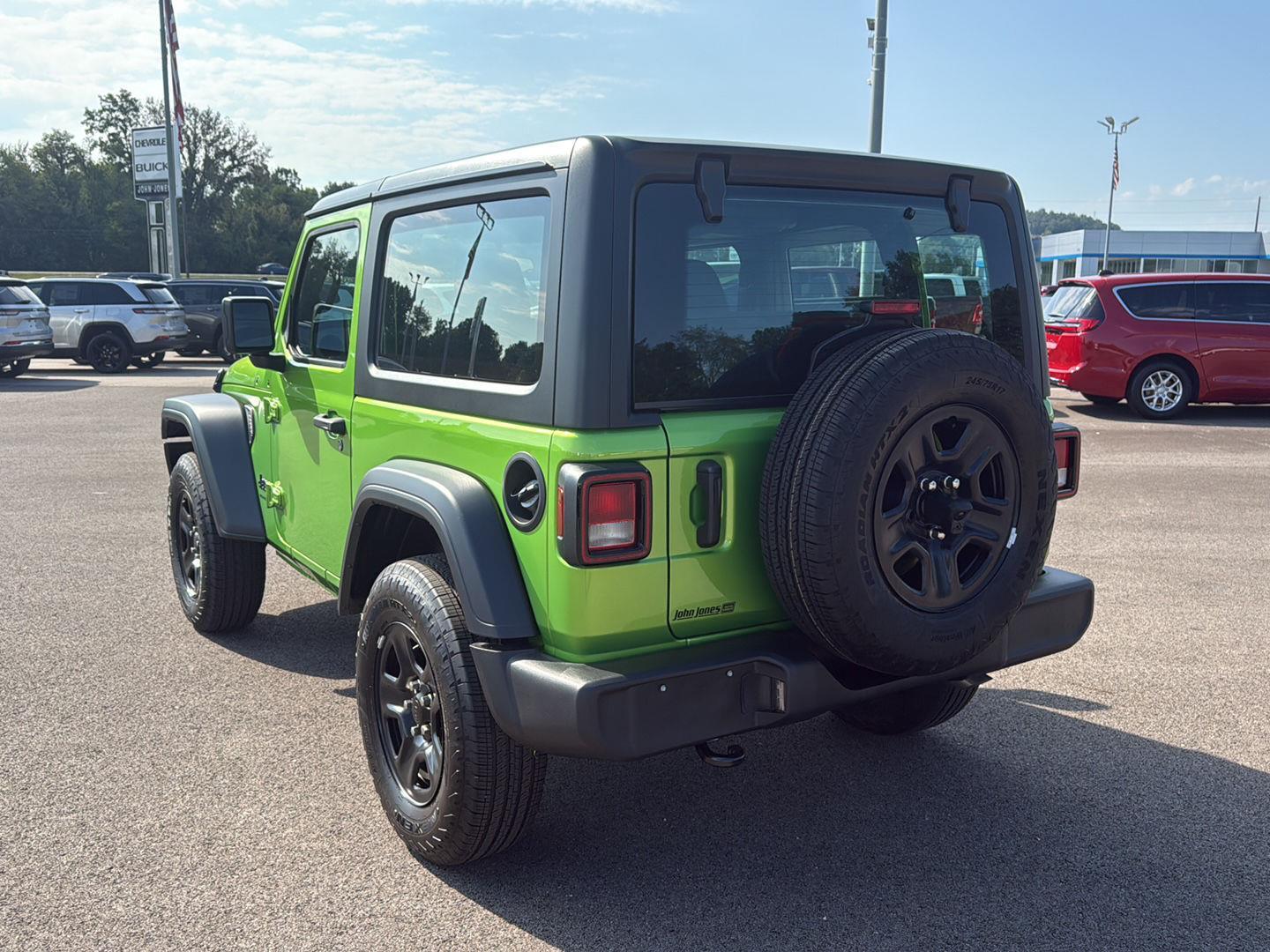 2025 Jeep Wrangler Sport photo 12