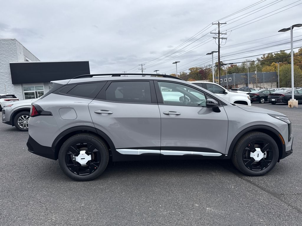 2026 Kia Sportage Plug-In Hybrid X-Line photo 4