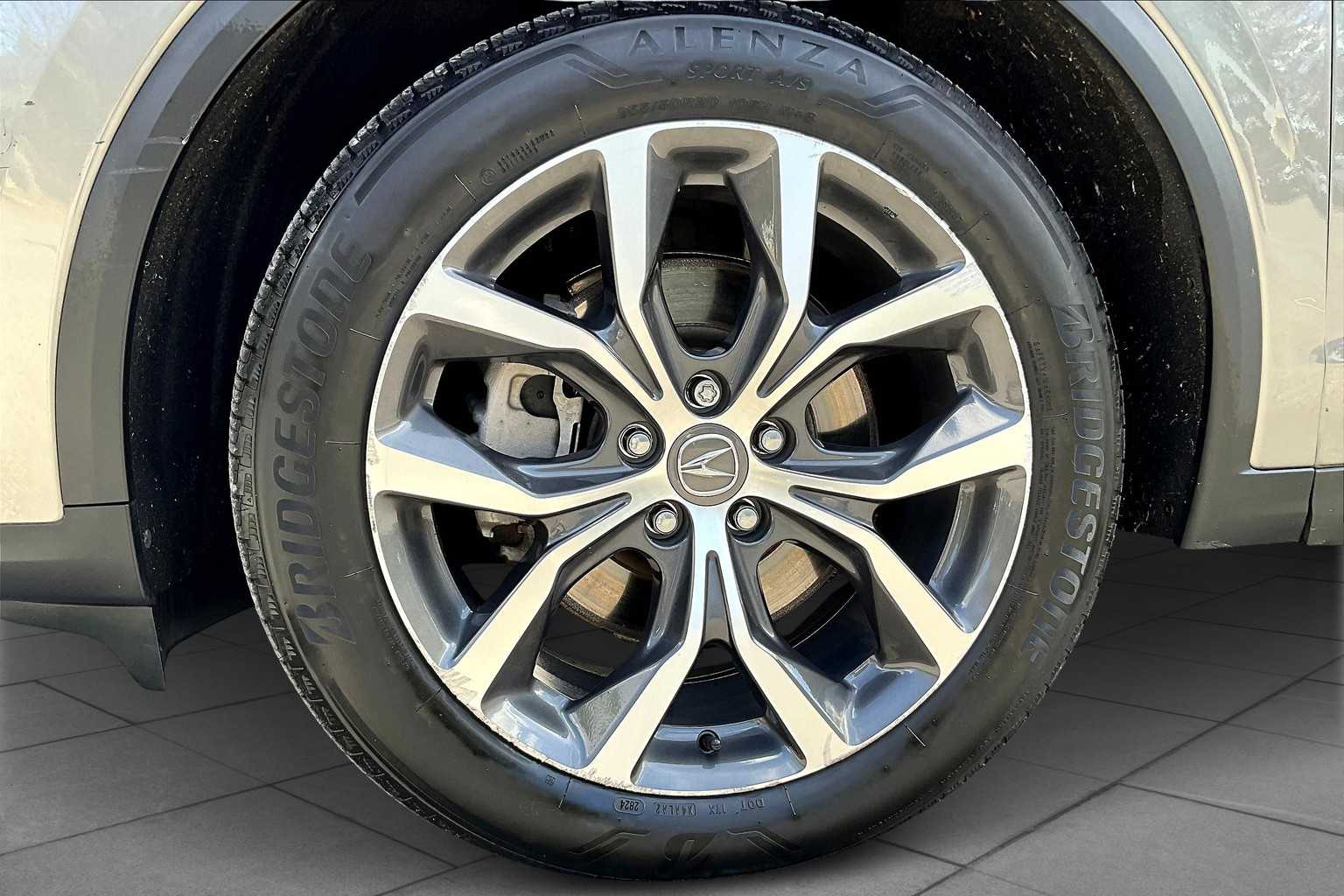 2022 Acura MDX Technology photo 9