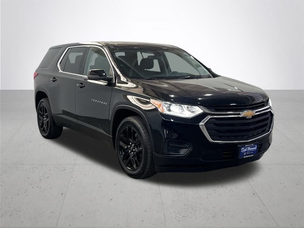 2021 Chevrolet Traverse LS photo 7