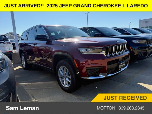 2025 Jeep Grand Cherokee L Laredo's photo