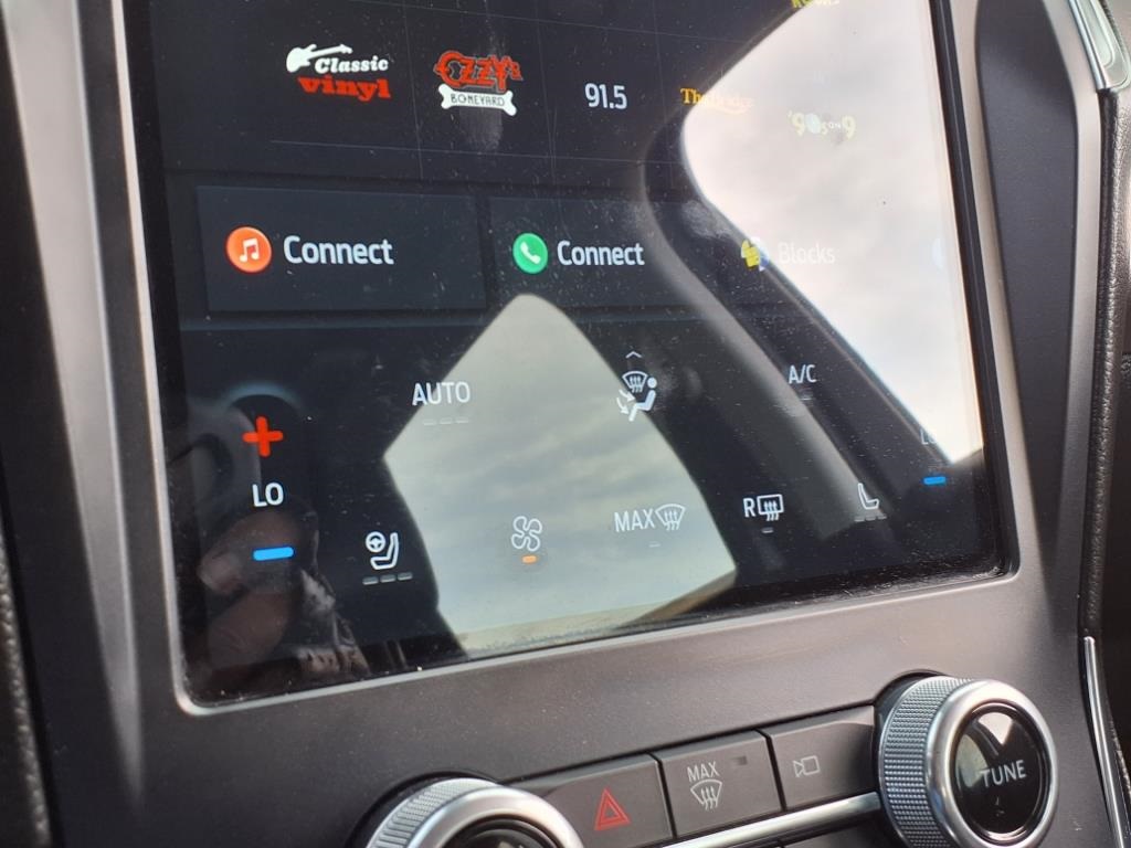 2022 Ford Edge Titanium photo 20