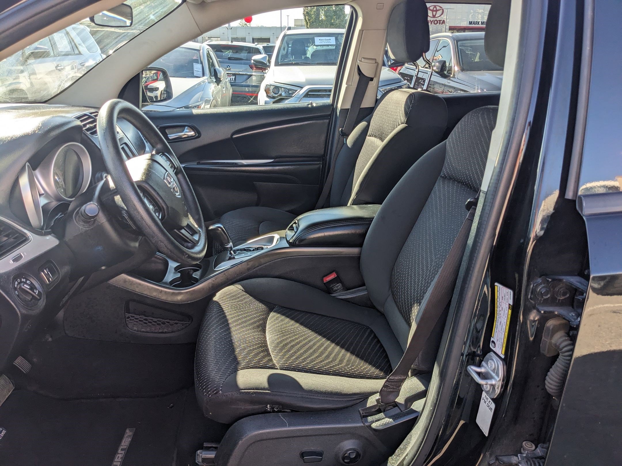 2017 Dodge Journey SXT photo 21