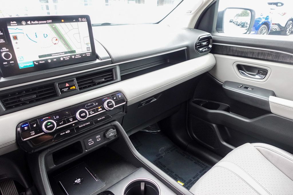 2023 Honda Pilot Elite photo 22