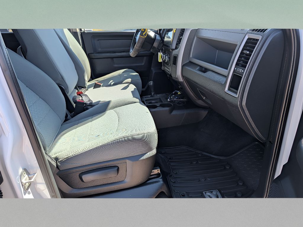 2014 Ram 2500 Tradesman photo 25