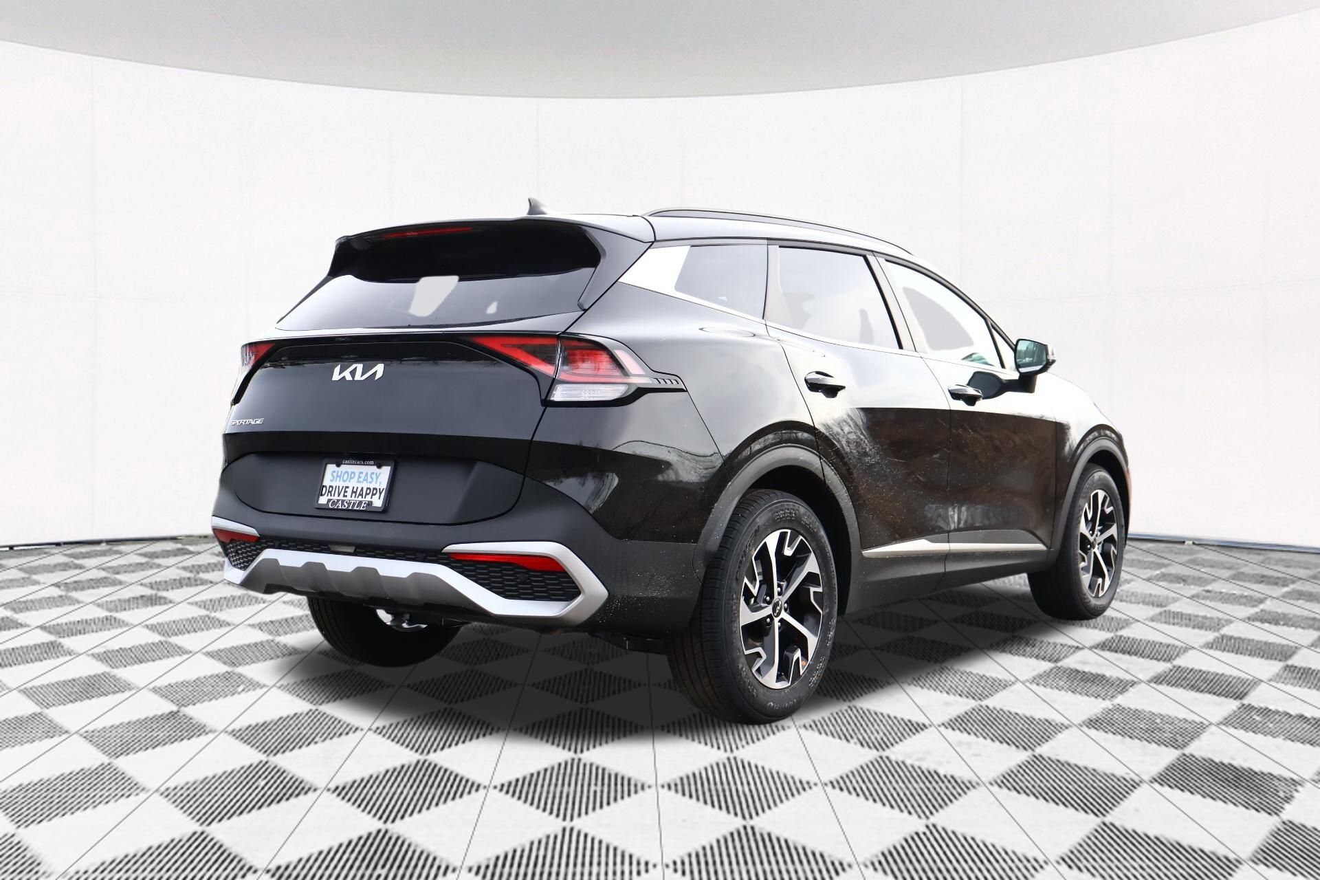 2025 Kia Sportage EX photo 2