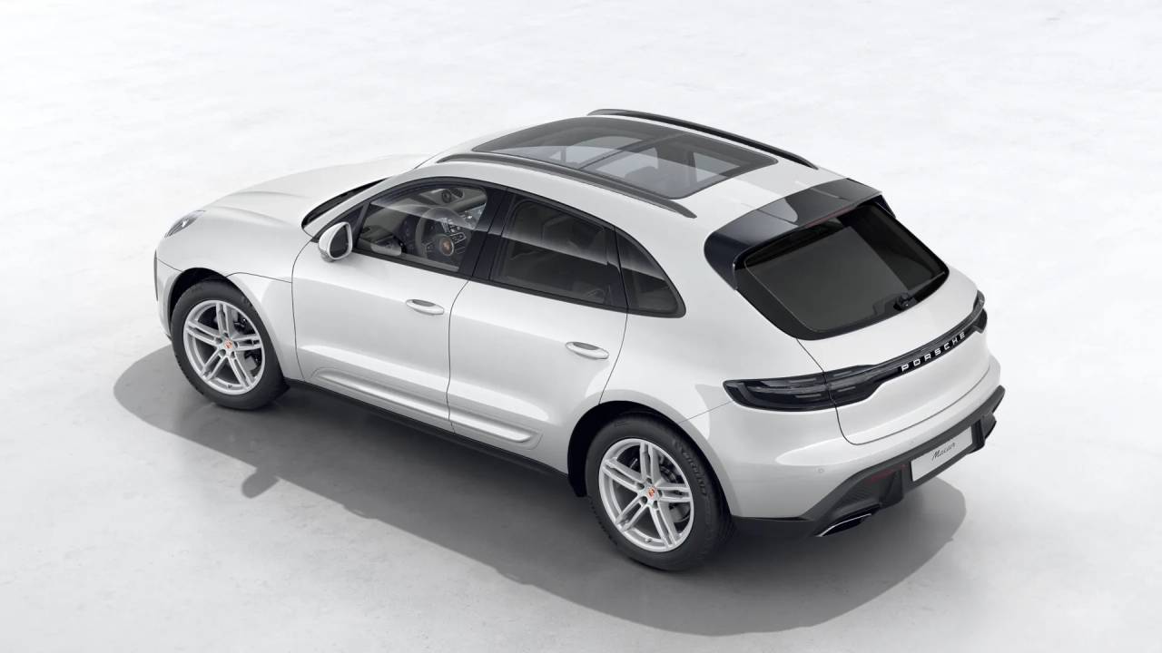 2026 Porsche Macan T photo 4