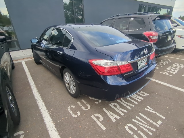 2015 Honda Accord EX-L photo 2
