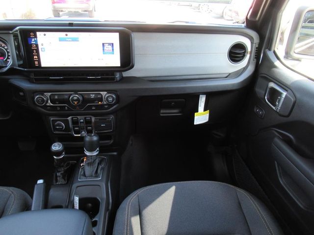 2025 Jeep Gladiator Sport S photo 14