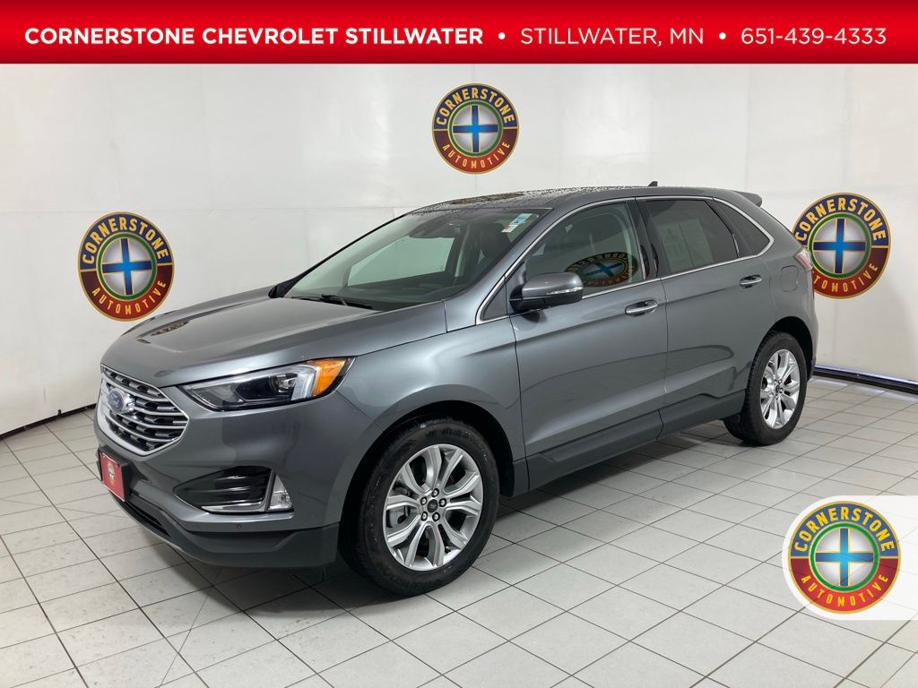 2024 Ford Edge Titanium's photo