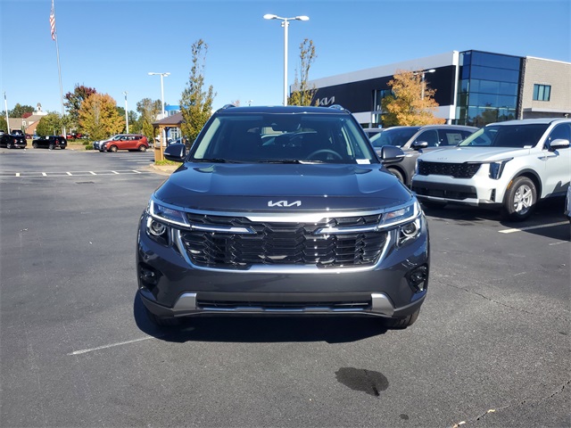 2026 Kia Seltos EX photo 2