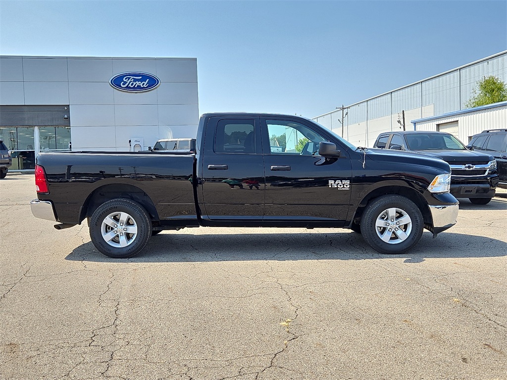 2024 Ram 1500 Classic SLT photo 6