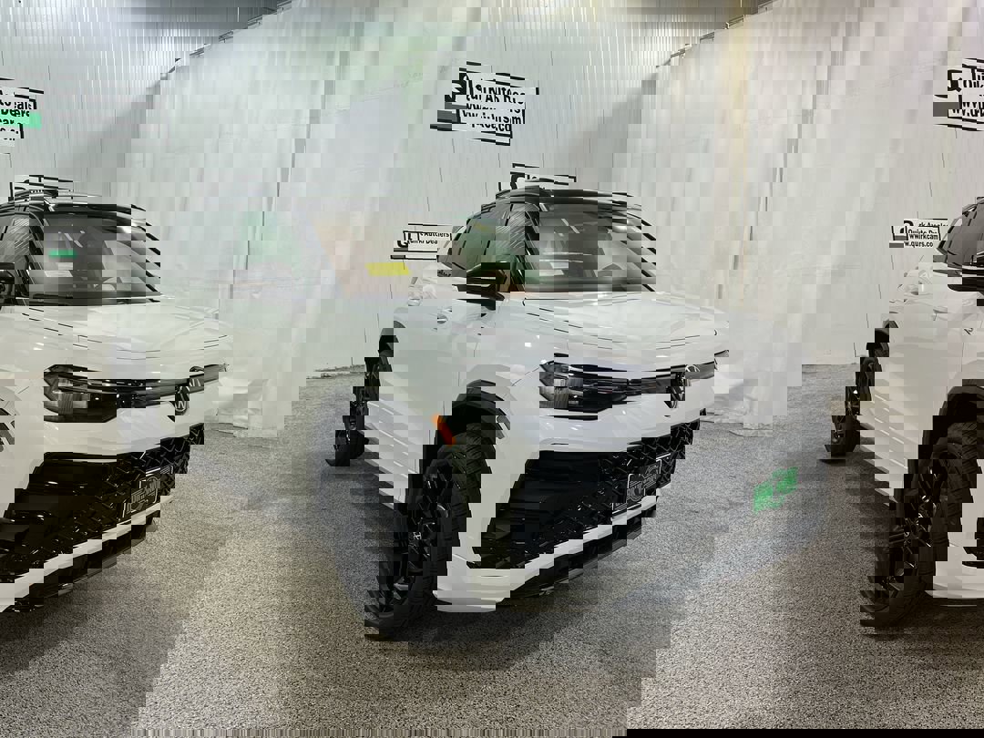 2026 Volkswagen Tiguan Comfortline R-Line Black