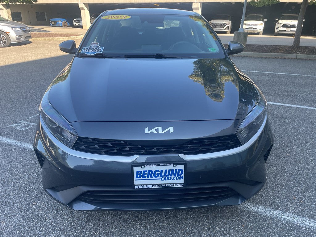 2023 Kia Forte LXS photo 10
