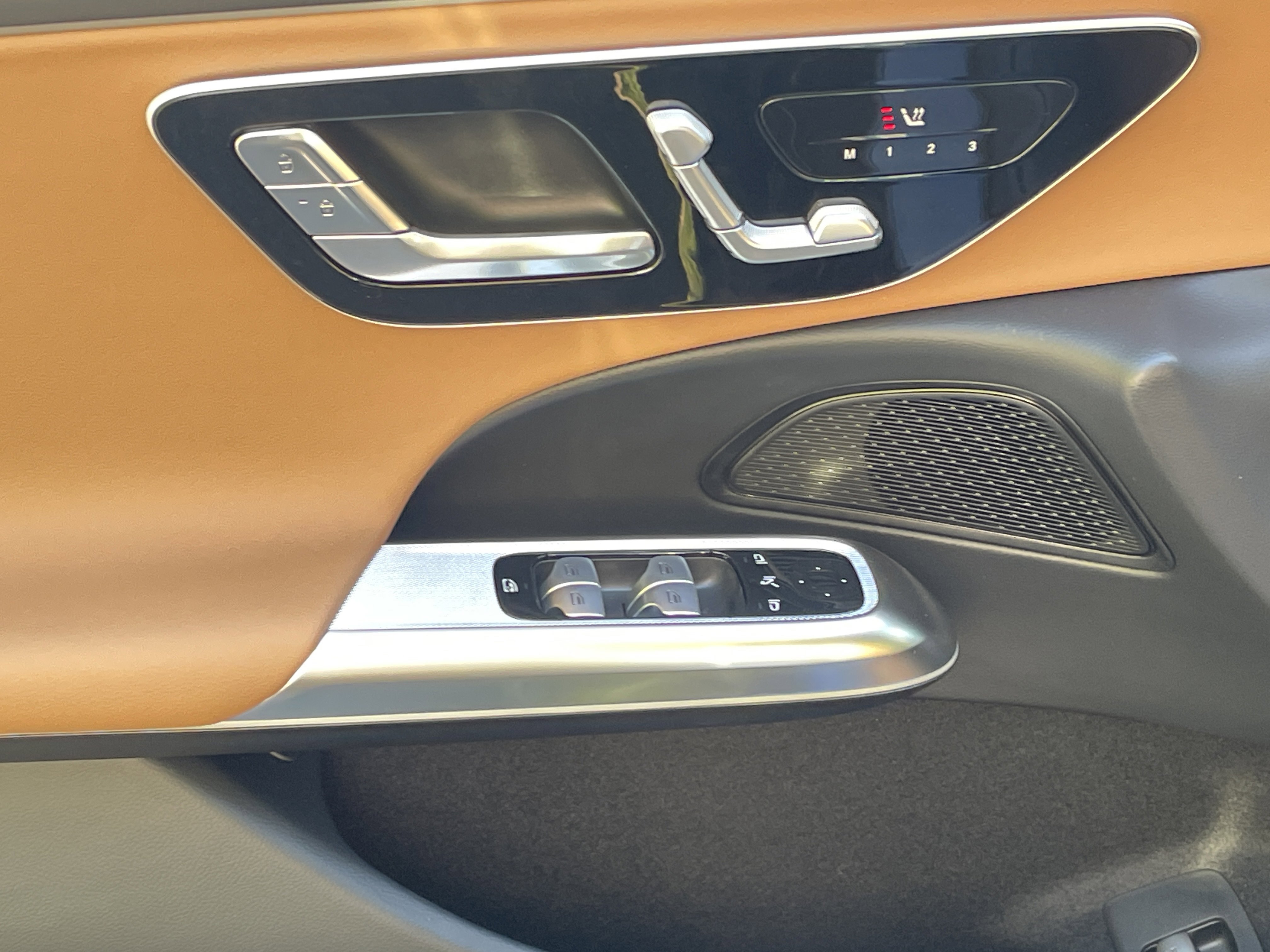 2026 Mercedes Benz E 350 Sedan photo 3