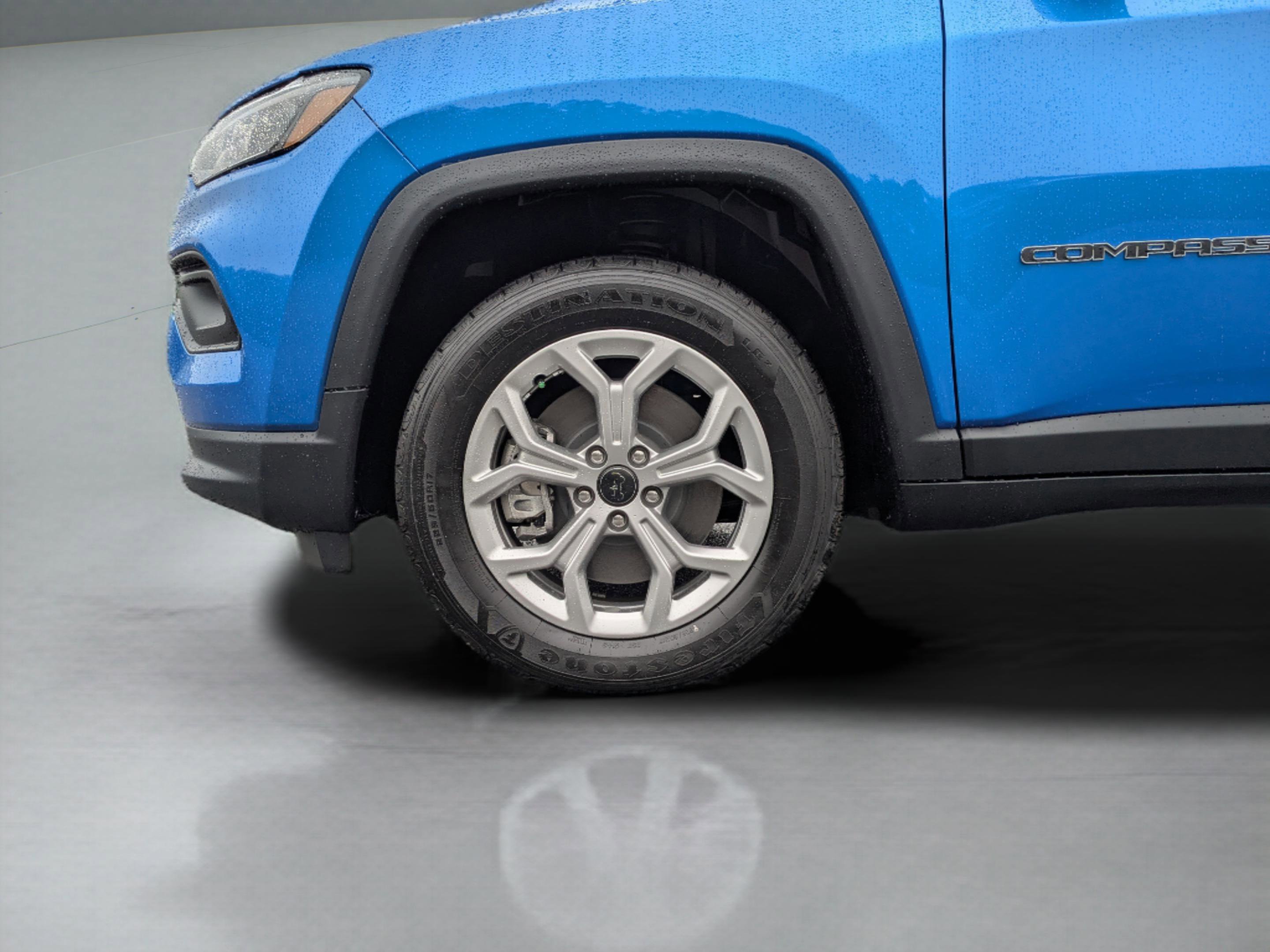 2025 Jeep Compass Latitude photo 45