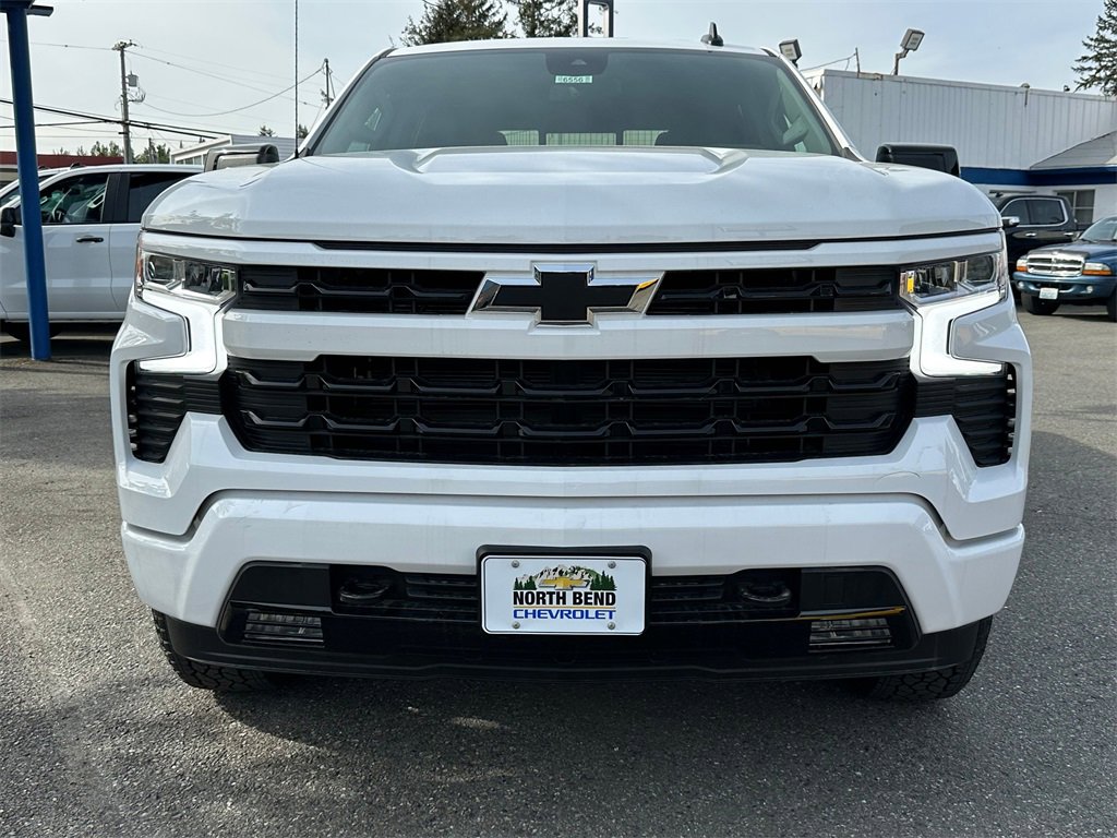 2025 Chevrolet Silverado 1500 RST photo 3