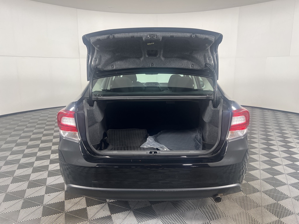 2022 Subaru Impreza Base photo 2