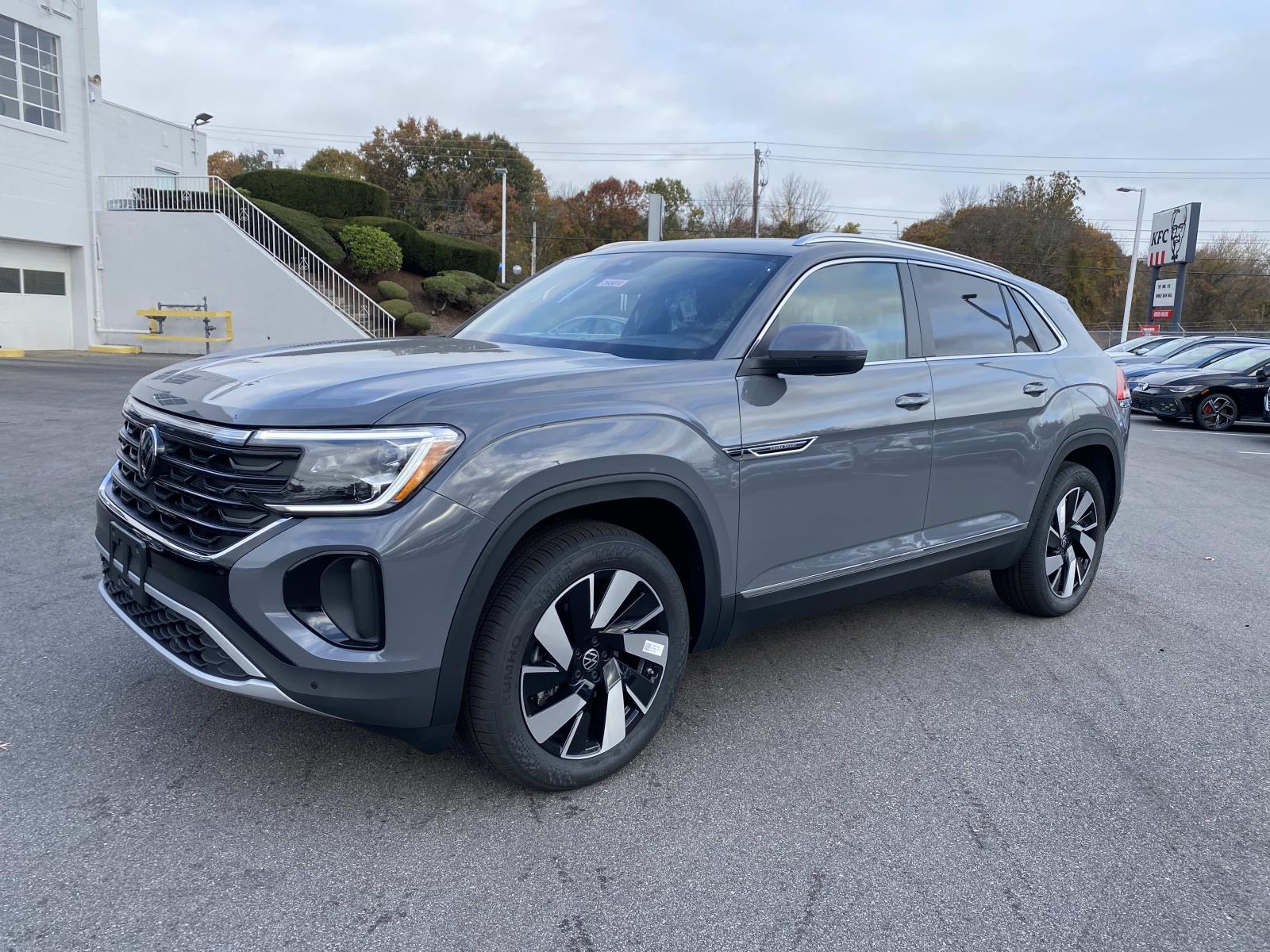 2026 Volkswagen Atlas Cross Sport SEL's photo