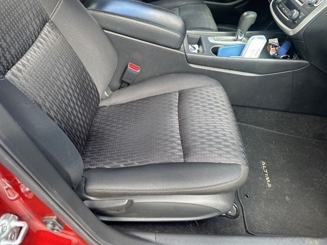 2016 Nissan Altima 2.5 SV photo 20