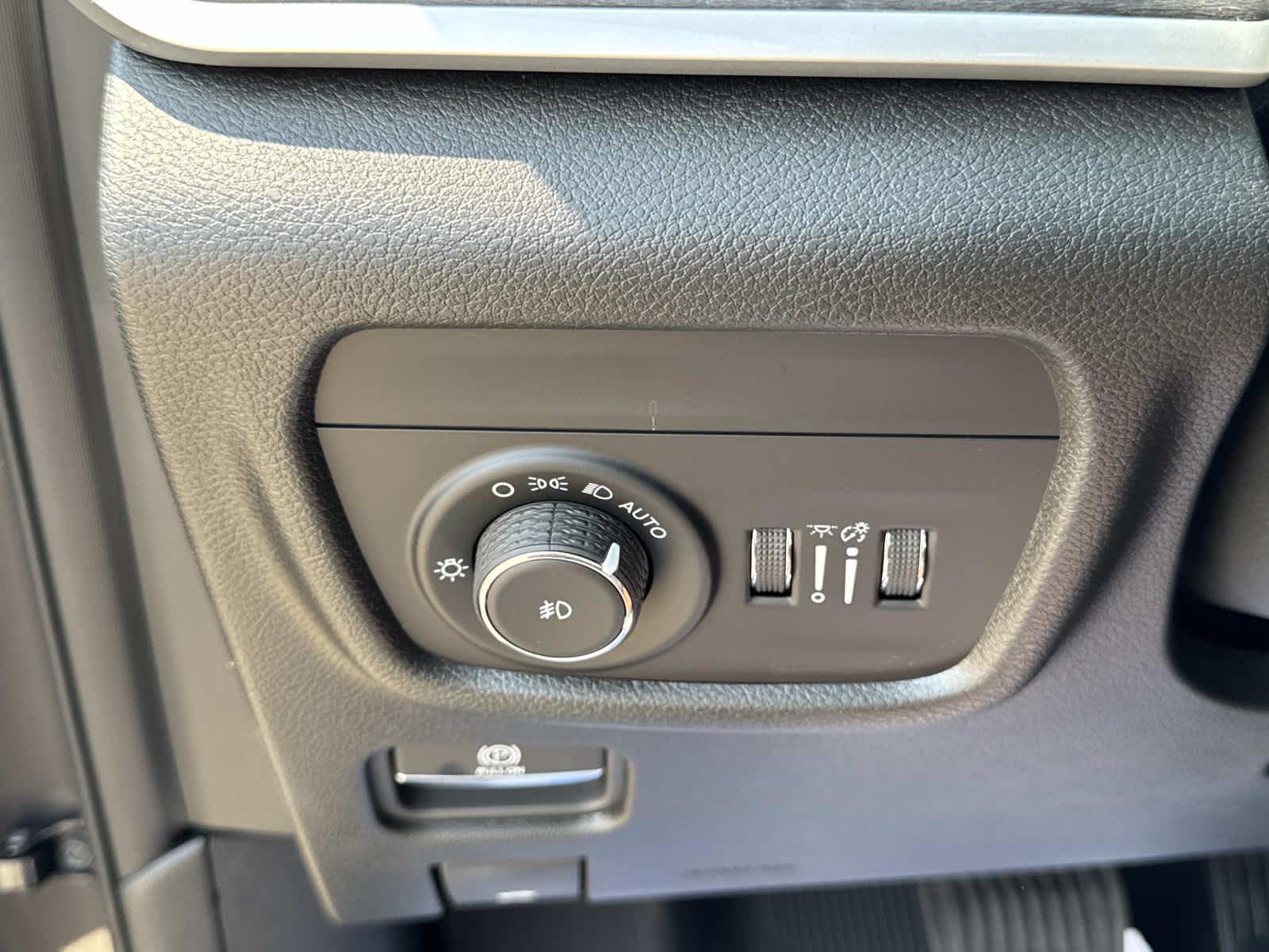 2023 Jeep Grand Cherokee Limited photo 45