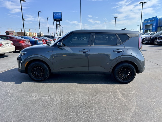 2024 Kia Soul LX photo 4