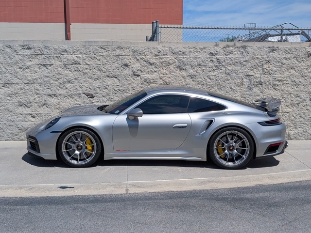 2025 Porsche 911 Turbo S photo 2