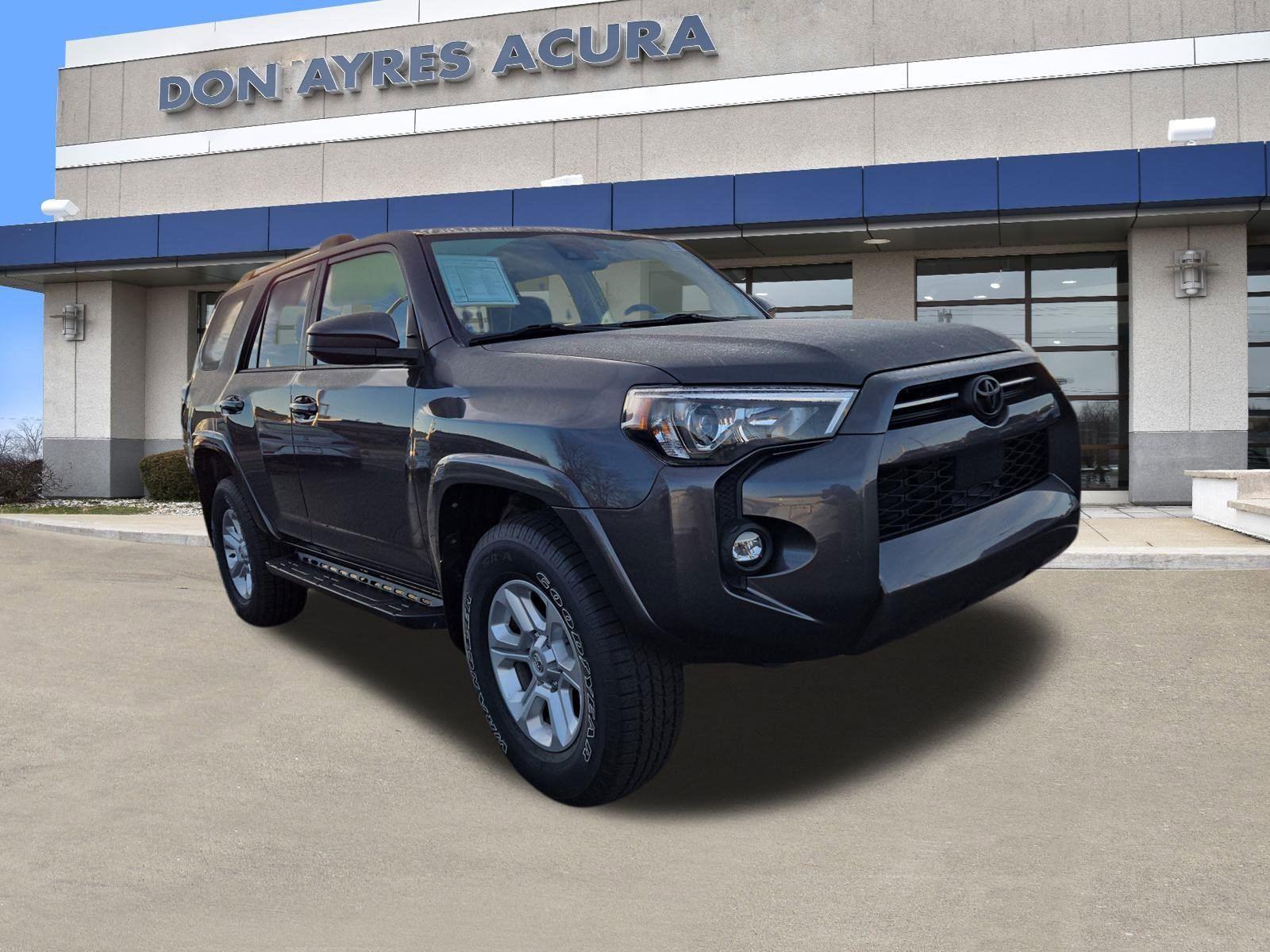 2022 Toyota 4Runner SR5's photo