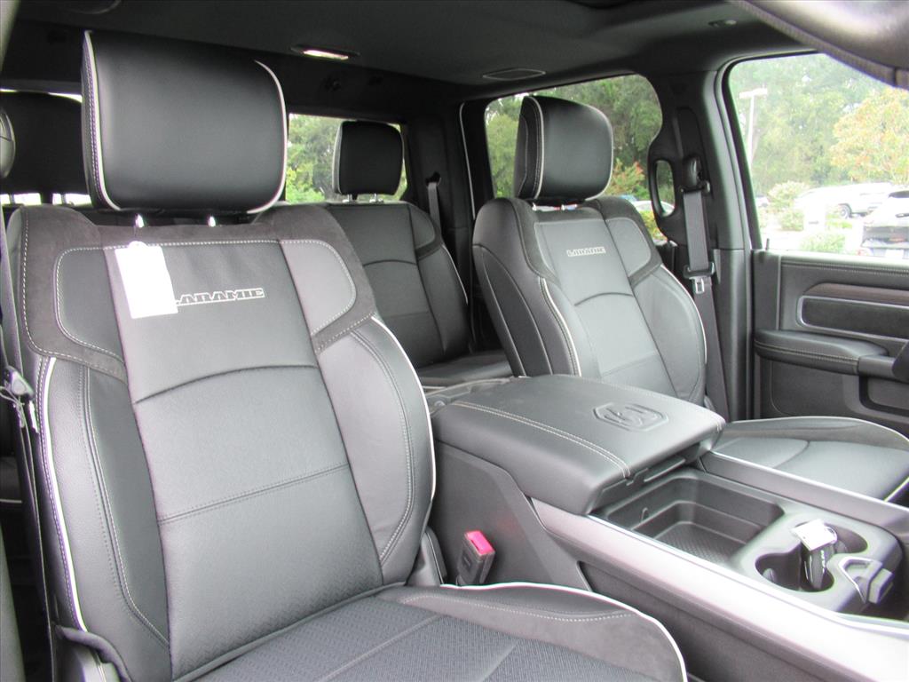 2026 Ram 2500 Laramie photo 10