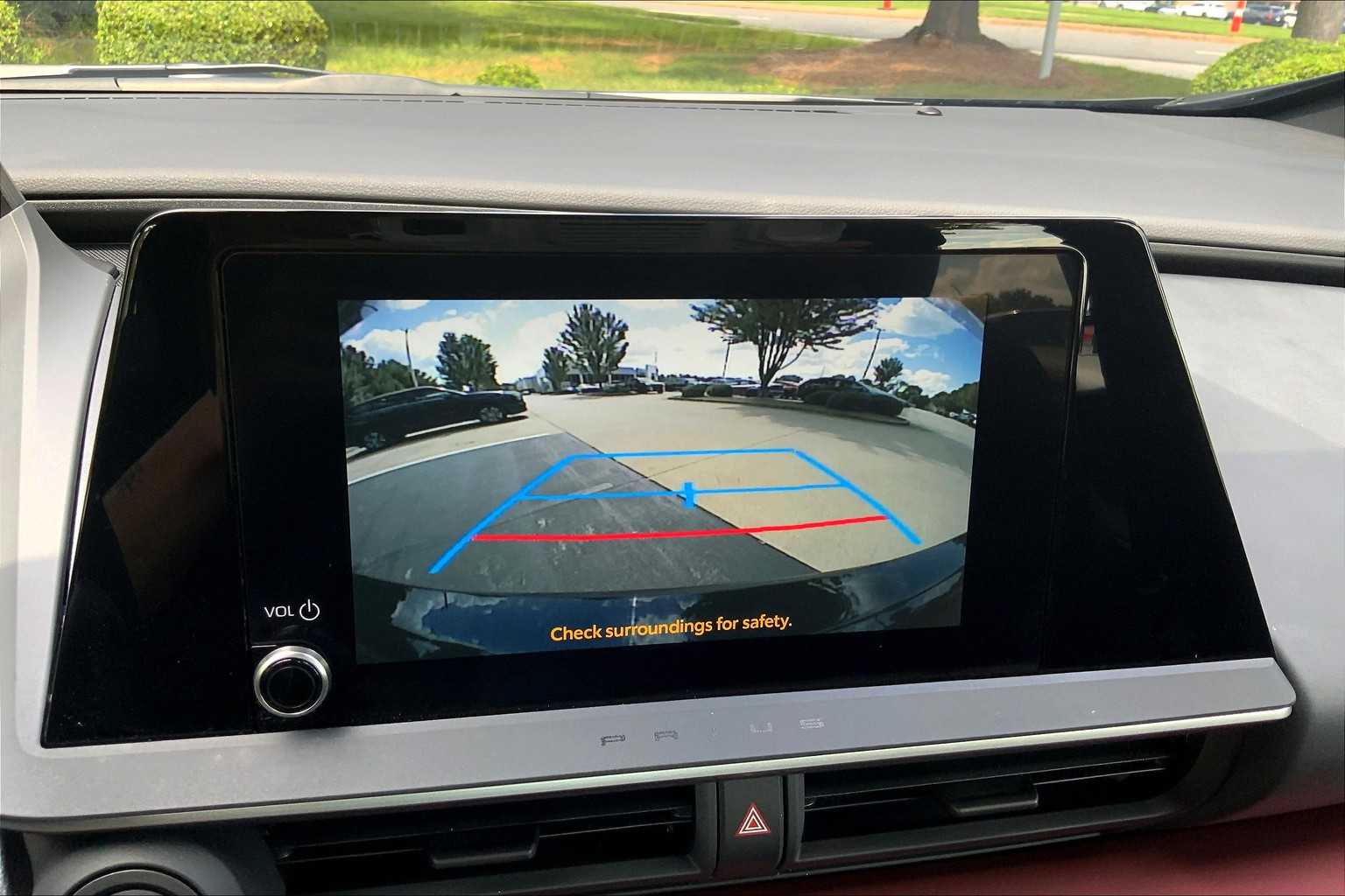 2024 Toyota Prius Prime XSE Premium photo 27
