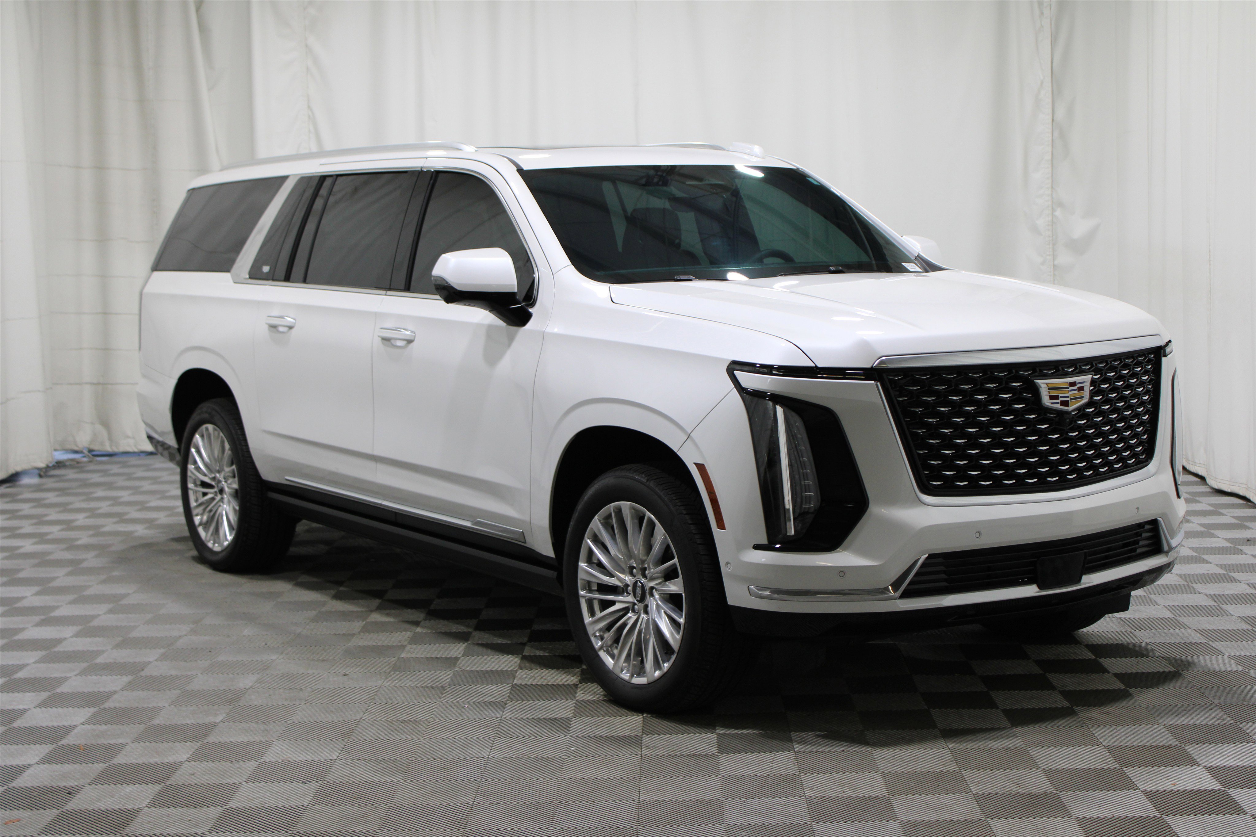 2025 Cadillac Escalade ESV Premium Luxury's photo