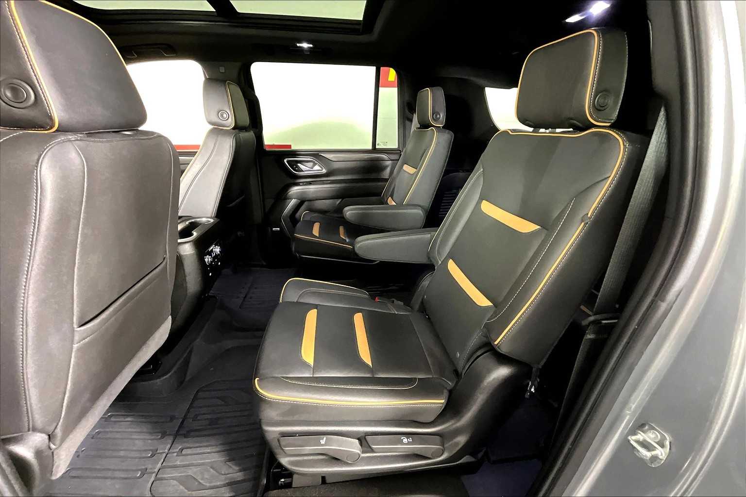 2024 Gmc Yukon XL AT4 photo 17
