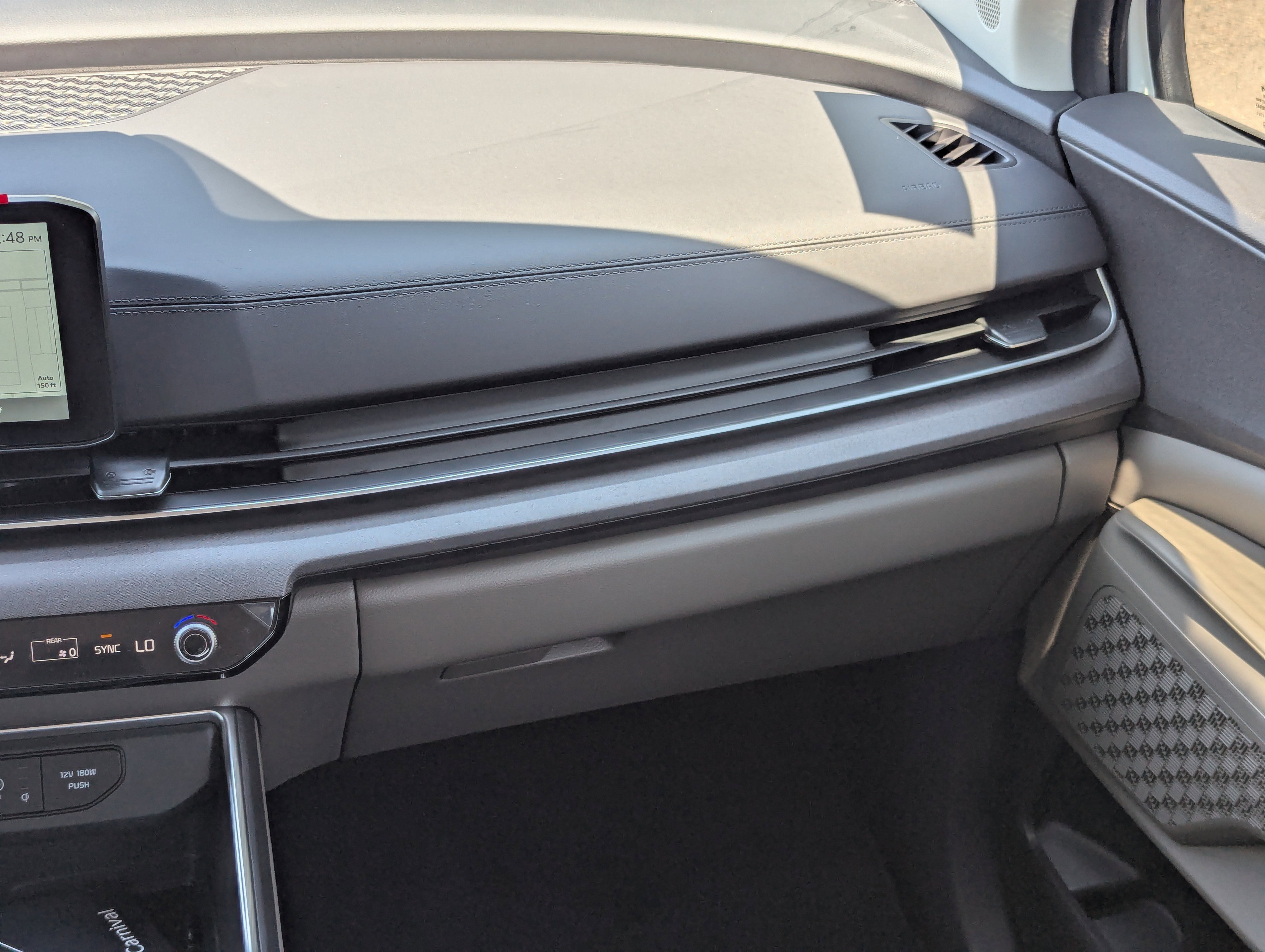 2026 Kia Carnival EX photo 4