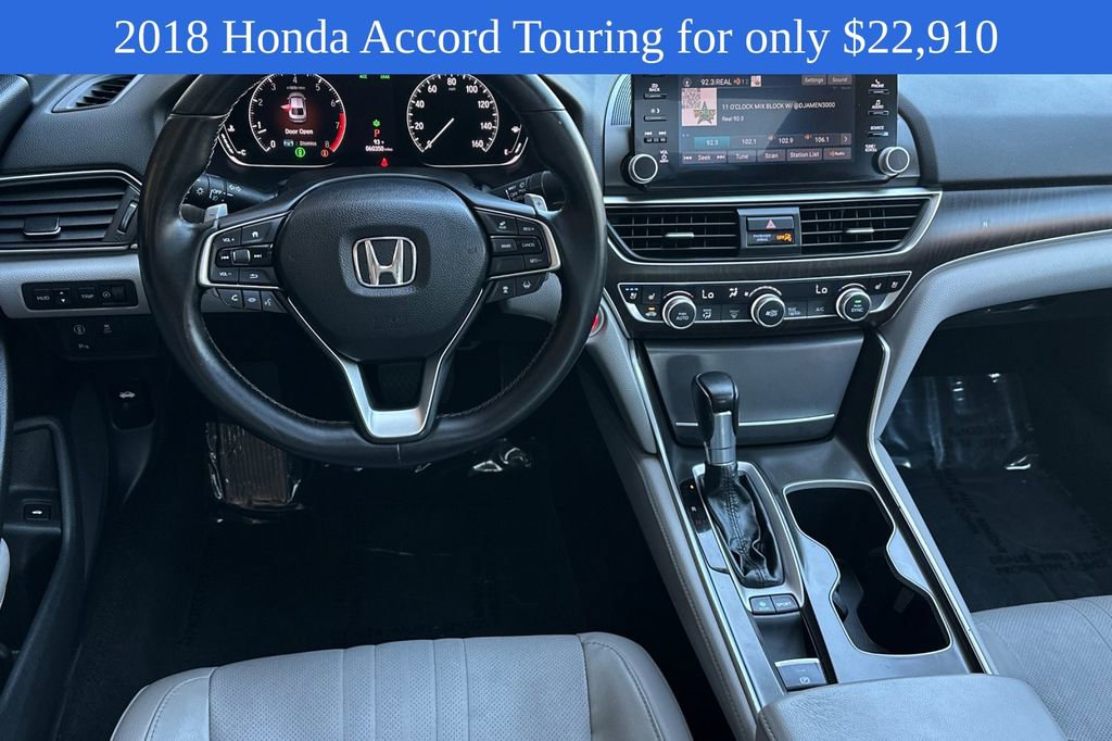 2018 Honda Accord Touring 1.5T photo 14