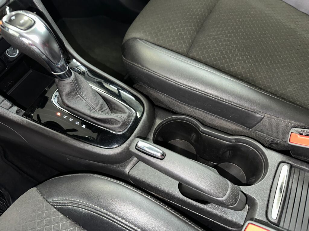 2020 Buick Encore Preferred photo 11