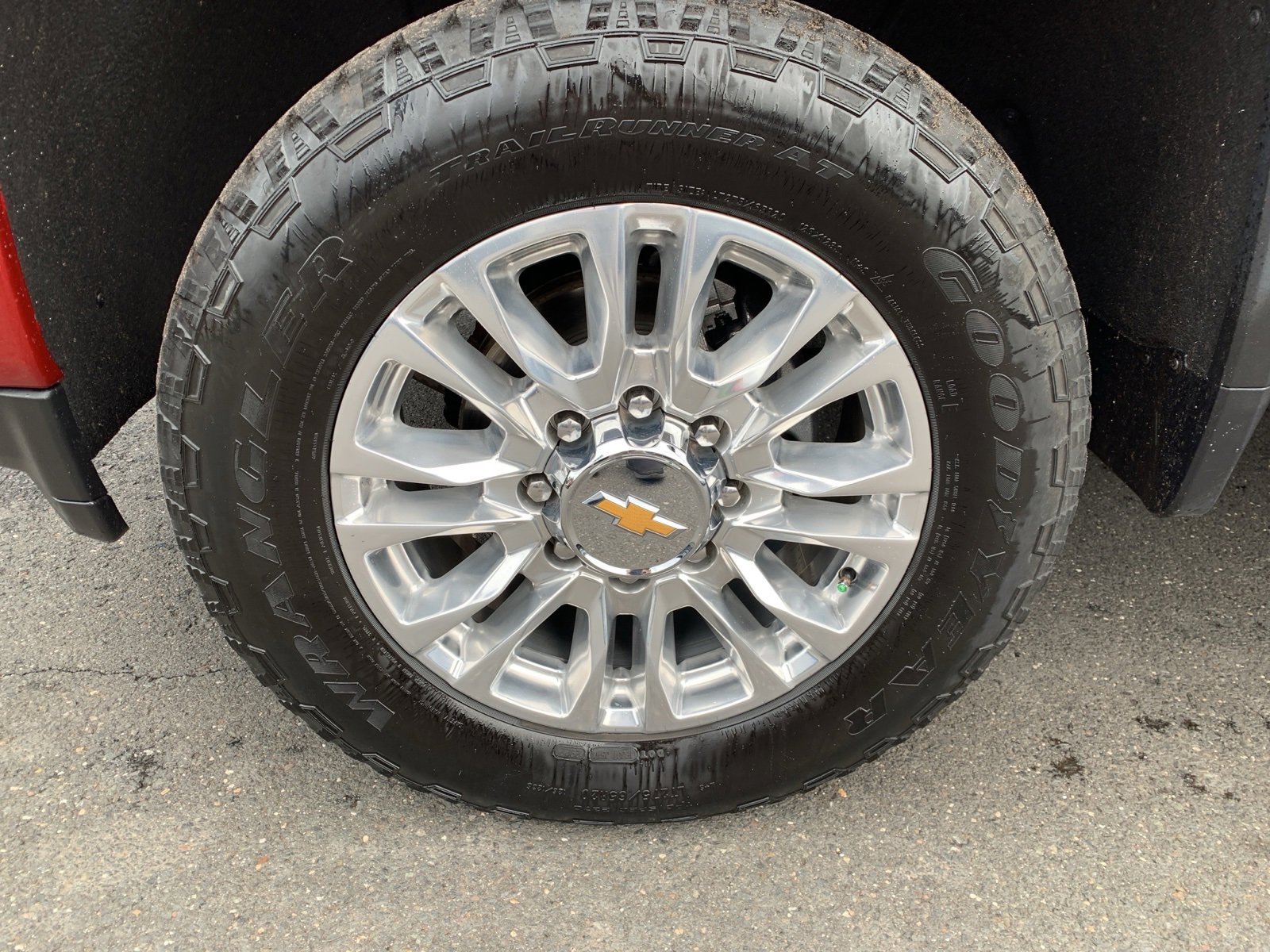 2023 Chevrolet Silverado 2500HD High Country photo 9