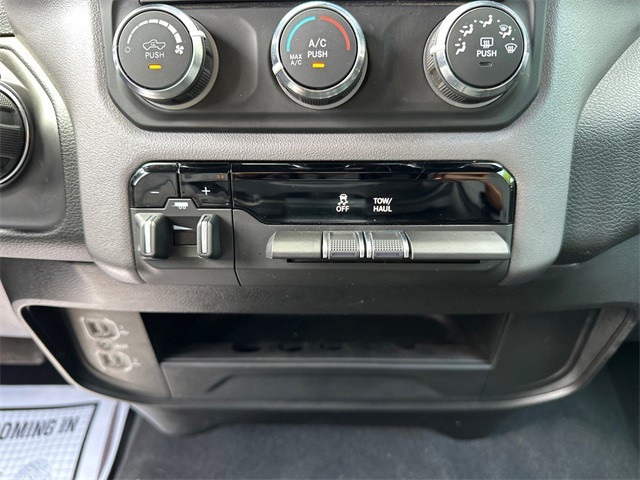 2024 Ram 2500 Big Horn photo 16