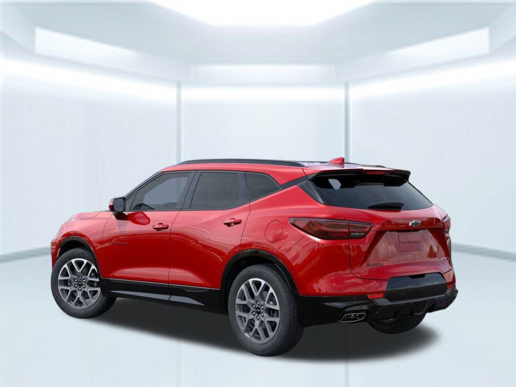2025 Chevrolet Blazer RS photo 2