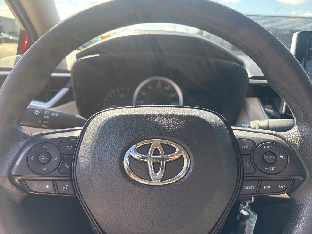 2020 Toyota Corolla LE photo 5