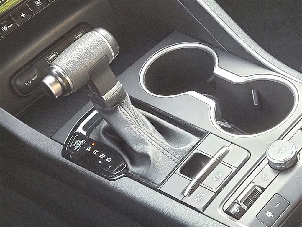 2023 Kia K5 GT-Line photo 24