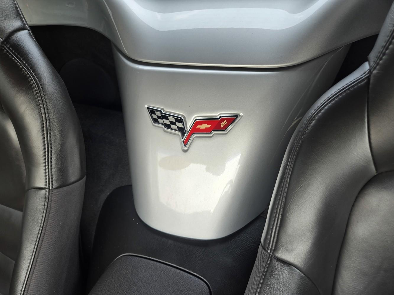 2009 Chevrolet Corvette 1LT Convertible photo 11