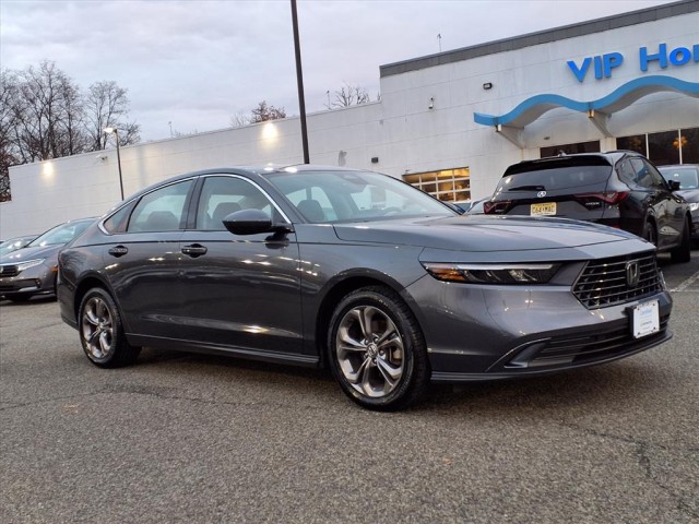 2024 Honda Accord EX's photo