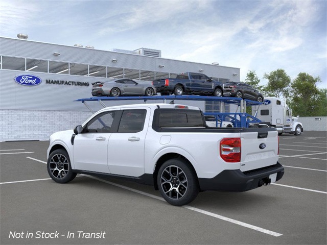 2025 Ford Maverick Lariat photo 3