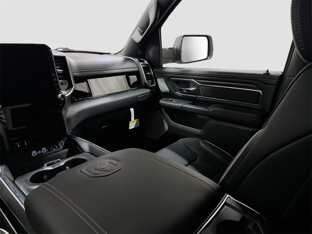 2026 Ram 1500 Laramie photo 8
