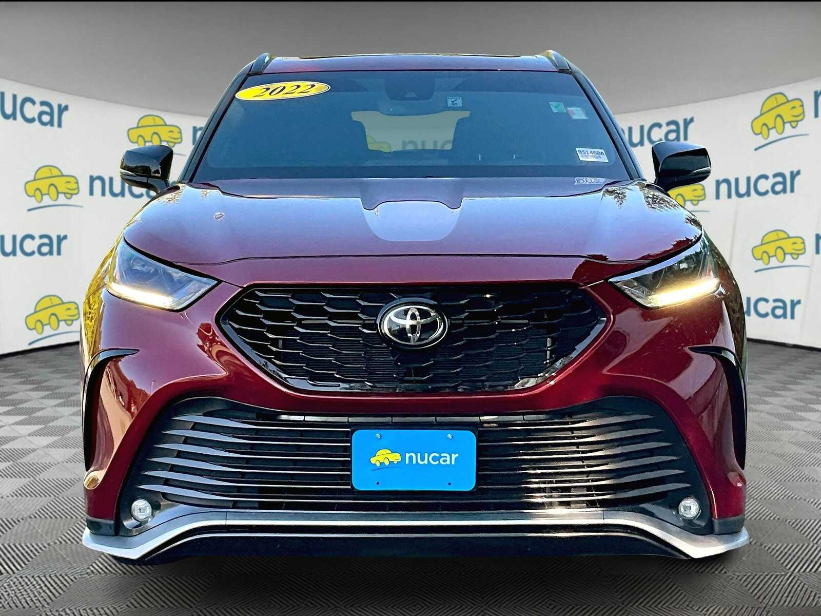 2022 Toyota Highlander XSE photo 2