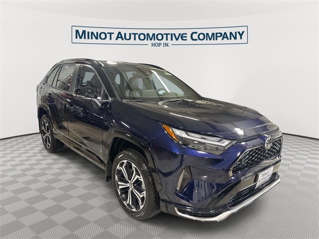 2025 Toyota RAV4 XSE's photo