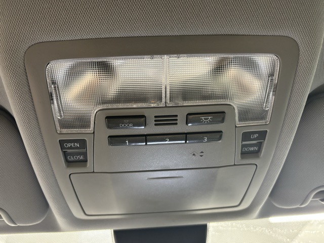 2018 Toyota Highlander Limited photo 33