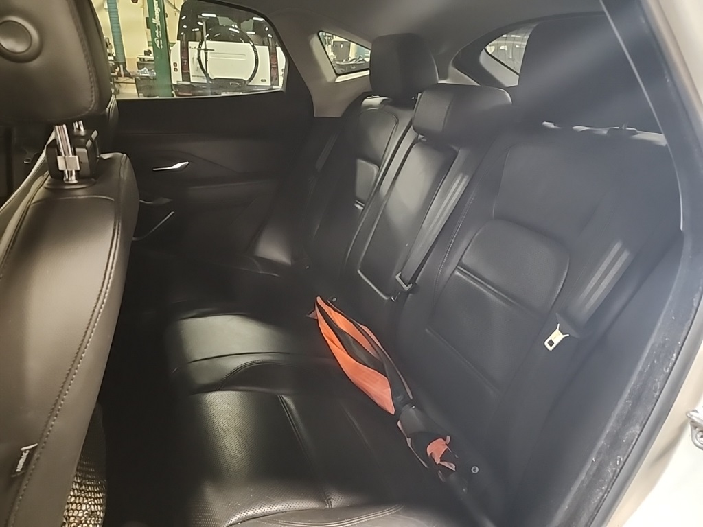 2020 Jaguar E-PACE Base photo 5